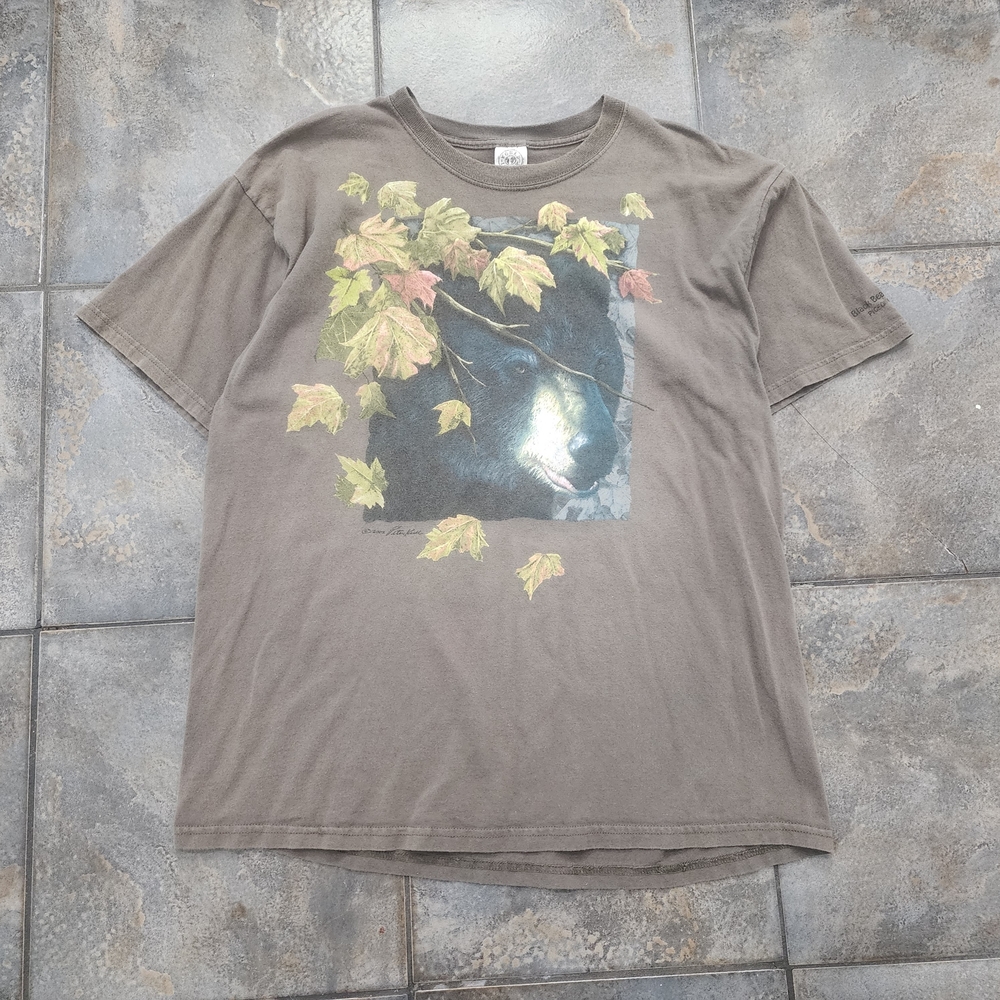 Vintage Y2K World Issue Men's Large Black Bear Wildlife Nature Animals T Shirt